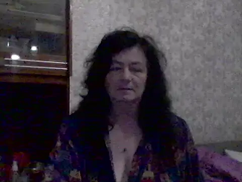 GypsiQueen2 online show from March 13, 7:50 pm