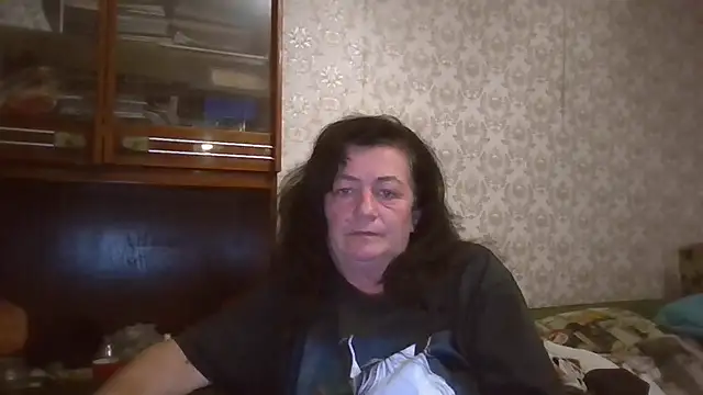 GypsiQueen2 online show from September 18, 7:49 pm