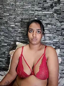 Xindias fantasyX online show from October 3, 7:55 pm