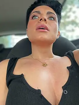 Snapshot of LukeLouHarvey chatting on November 26, 3:40 am LukeLouHarvey online show from November 26, 3:40 am