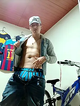 Triplex Coolness online show from September 18, 6:15 am