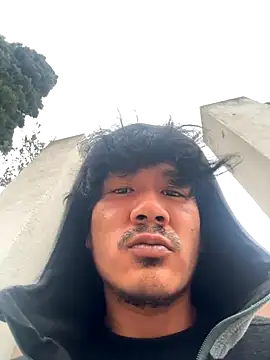 juniiorre online show from November 1, 8:38 am