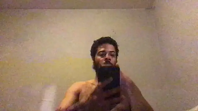 Snapshot of mondo29 chatting on March 19, 1:10 am mondo29 online show from March 19, 1:10 am