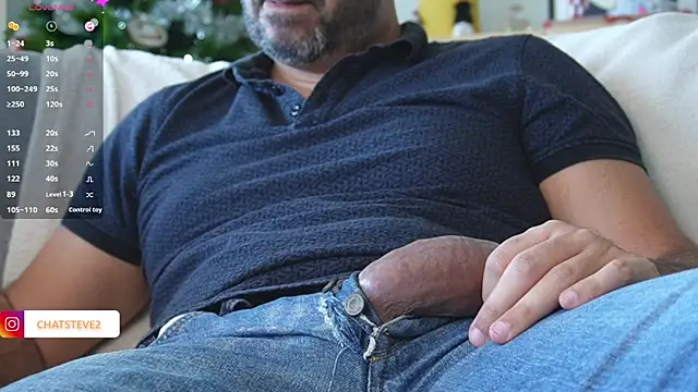 Snapshot of _MrPrecum_ chatting on November 27, 10:06 am MrPrecum online show from November 27, 10:06 am