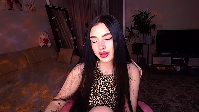   Malika   online show from December 22, 4:04 pm