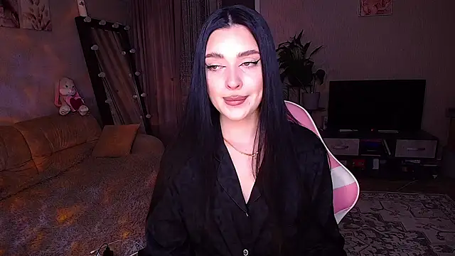   Malika   online show from February 10, 3:38 pm