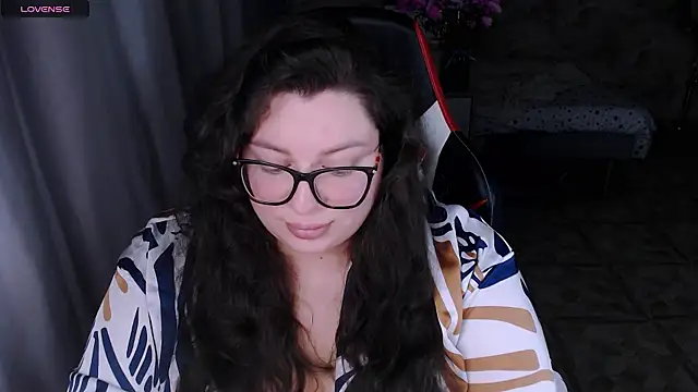 Snapshot of alexa_sweetyy chatting on October 31, 8:32 pm alexa sweetyy online show from October 31, 8:32 pm