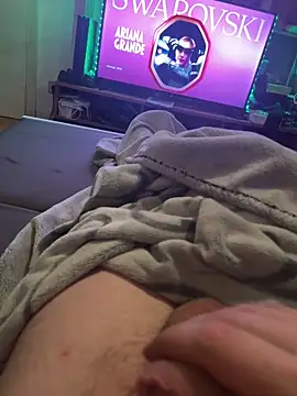 David19932908 online show from December 5, 10:34 pm