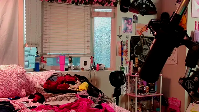 MissRomero online show from September 23, 1:30 am