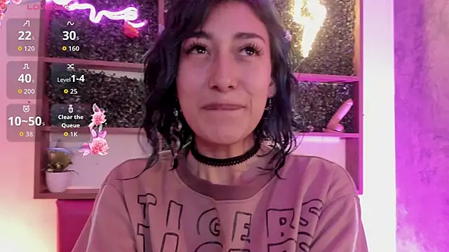 Scarlet wd18 online show from October 3, 5:04 am