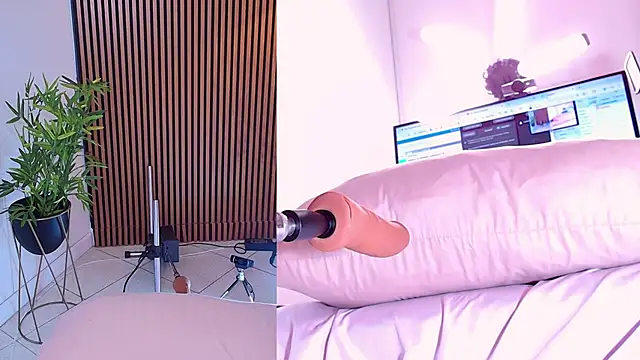 Sweet Susie  online show from March 14, 8:47 pm