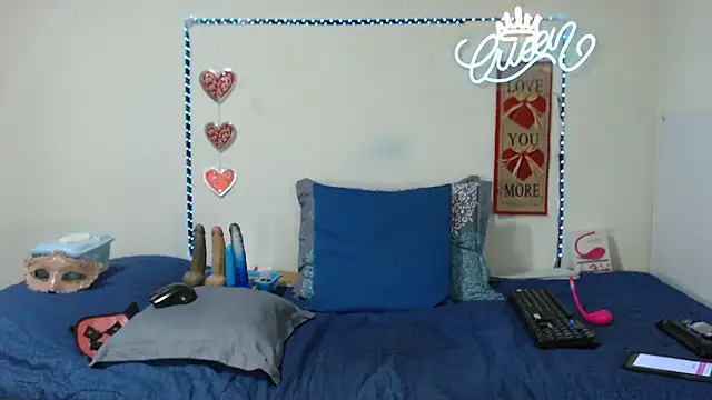 loquitaqueen011 online show from January 5, 8:12 pm