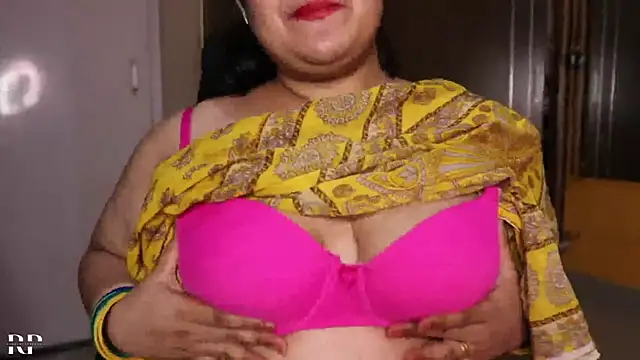 Snapshot of AgniPriya chatting on December 20, 5:25 am AgniPriya online show from December 20, 5:25 am