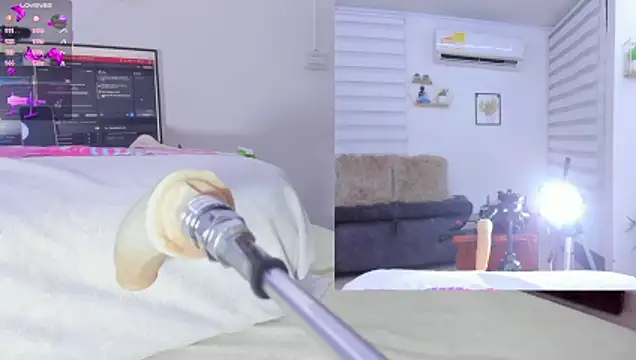 Snapshot of Soraya_Davis chatting on September 13, 9:31 am Soraya Davis online show from September 13, 9:31 am