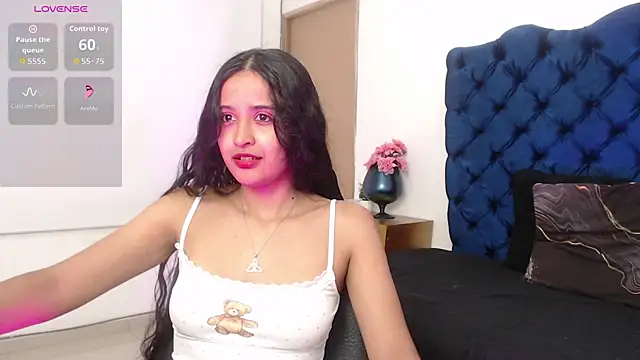 Snapshot of Lili666_ chatting on October 14, 3:07 am Lili666 online show from October 14, 3:07 am