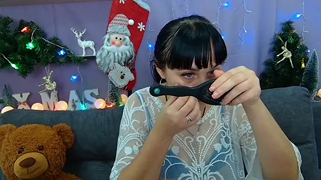 Snapshot of NinaFlawlees chatting on December 1, 10:21 pm NinaFlawlees online show from December 1, 10:21 pm