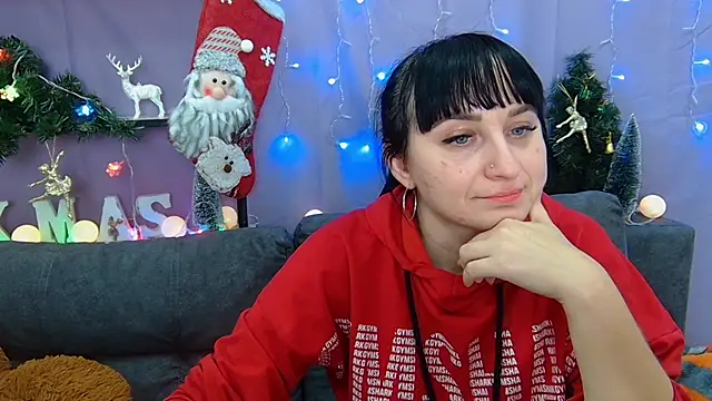 Snapshot of NinaFlawlees chatting on December 2, 2:31 am NinaFlawlees online show from December 2, 2:31 am