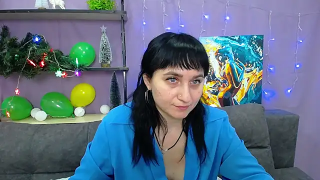 Snapshot of NinaFlawlees chatting on January 11, 2:41 am NinaFlawlees online show from January 11, 2:41 am