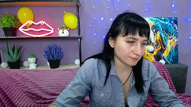 Snapshot of NinaFlawlees chatting on January 23, 2:02 am NinaFlawlees online show from January 23, 2:02 am