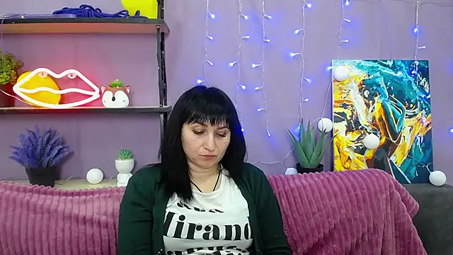 Snapshot of NinaFlawlees chatting on January 29, 1:48 am NinaFlawlees online show from January 29, 1:48 am