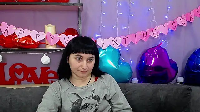 Snapshot of NinaFlawlees chatting on February 12, 1:52 am NinaFlawlees online show from February 12, 1:52 am