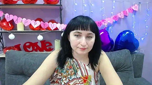 Snapshot of NinaFlawlees chatting on February 15, 10:21 pm NinaFlawlees online show from February 15, 10:21 pm