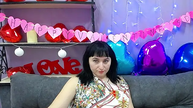 Snapshot of NinaFlawlees chatting on February 16, 5:48 am NinaFlawlees online show from February 16, 5:48 am