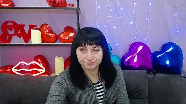 Snapshot of NinaFlawlees chatting on March 1, 6:54 pm NinaFlawlees online show from March 1, 6:54 pm