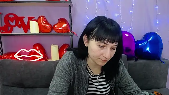 Snapshot of NinaFlawlees chatting on March 2, 4:39 am NinaFlawlees online show from March 2, 4:39 am