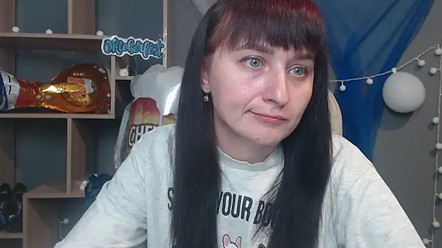 Snapshot of NinaFlawlees chatting on October 2, 12:12 pm NinaFlawlees online show from October 2, 12:12 pm