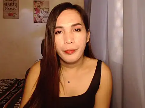 Snapshot of Msyensmith chatting on February 3, 6:24 am Msyensmith online show from February 3, 6:24 am