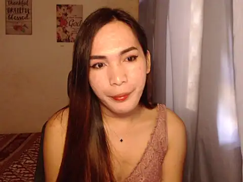 Snapshot of Msyensmith chatting on March 19, 6:03 am Msyensmith online show from March 19, 6:03 am