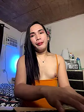 Snapshot of Msyensmith chatting on September 20, 10:38 am Msyensmith online show from September 20, 10:38 am