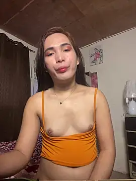 Snapshot of Msyensmith chatting on October 10, 1:15 am Msyensmith online show from October 10, 1:15 am