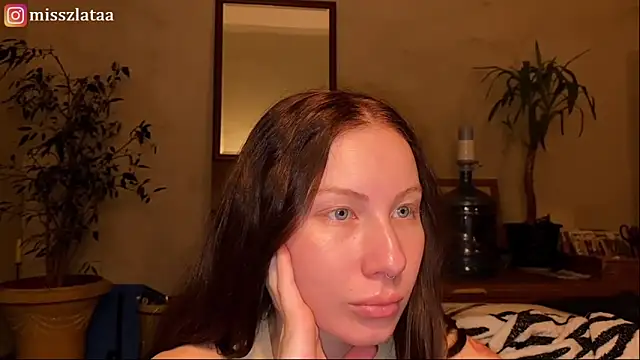 Snapshot of elfess chatting on November 13, 7:24 pm elfess online show from November 13, 7:24 pm