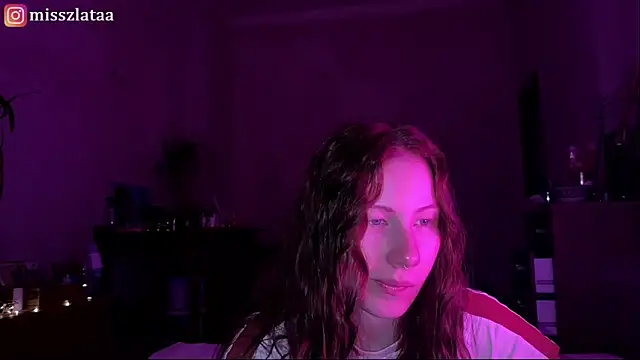 Snapshot of elfess chatting on December 3, 6:50 pm elfess online show from December 3, 6:50 pm