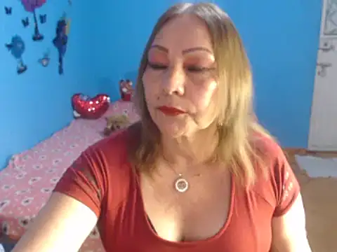 Snapshot of milfeddy_ chatting on December 14, 9:13 pm milfeddy online show from December 14, 9:13 pm