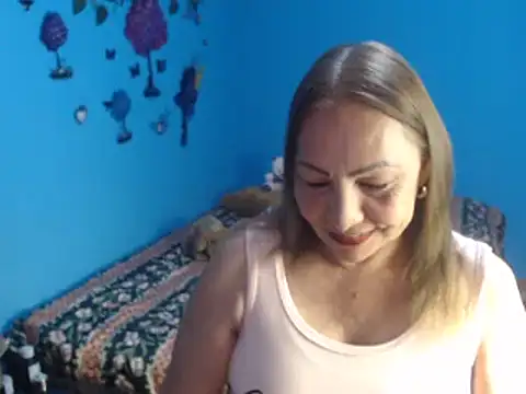 Snapshot of milfeddy_ chatting on January 18, 9:02 pm milfeddy online show from January 18, 9:02 pm