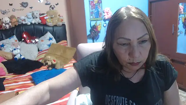Snapshot of milfeddy_ chatting on March 10, 9:18 pm milfeddy online show from March 10, 9:18 pm