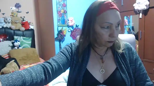 Snapshot of milfeddy_ chatting on March 22, 11:42 pm milfeddy online show from March 22, 11:42 pm
