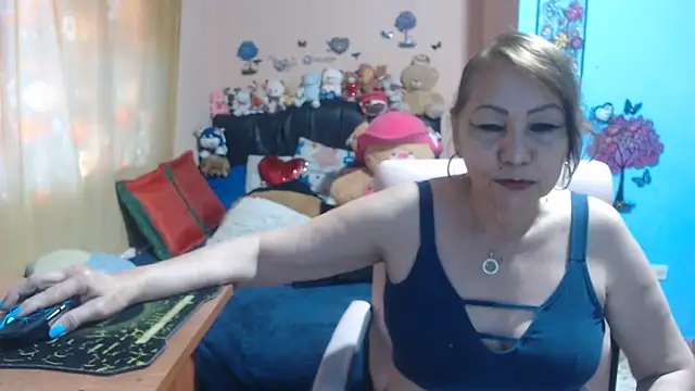 Snapshot of milfeddy_ chatting on October 10, 12:15 pm milfeddy online show from October 10, 12:15 pm