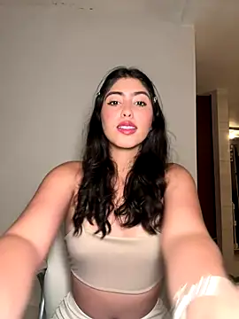 Snapshot of Gaby_zahir_ chatting on December 3, 12:24 am Gaby zahir online show from December 3, 12:24 am