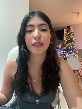 Snapshot of Gaby_zahir_ chatting on December 28, 9:52 am Gaby zahir online show from December 28, 9:52 am