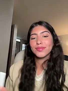 Snapshot of Gaby_zahir_ chatting on January 13, 12:56 pm Gaby zahir online show from January 13, 12:56 pm