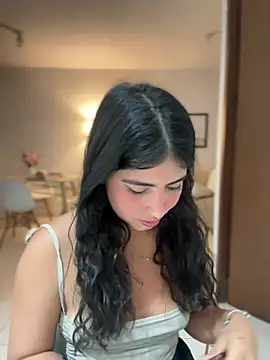 Snapshot of Gaby_zahir_ chatting on March 11, 9:34 am Gaby zahir online show from March 11, 9:34 am