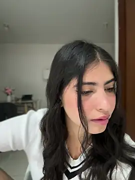 Snapshot of Gaby_zahir_ chatting on March 12, 9:34 am Gaby zahir online show from March 12, 9:34 am