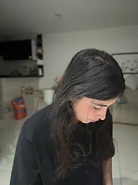 Snapshot of Gaby_zahir_ chatting on March 13, 9:43 am Gaby zahir online show from March 13, 9:43 am