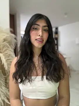 Snapshot of Gaby_zahir_ chatting on March 22, 12:35 pm Gaby zahir online show from March 22, 12:35 pm