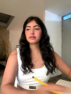 Snapshot of Gaby_zahir_ chatting on September 9, 10:15 am Gaby zahir online show from September 9, 10:15 am