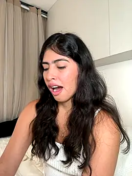 Snapshot of Gaby_zahir_ chatting on September 12, 10:48 am Gaby zahir online show from September 12, 10:48 am